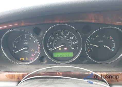 2005 Jaguar Xj Xj8 L z USA, uszkodzony, nr VIN SAJWA79C25SG34732